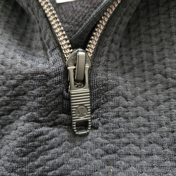 Lululemon Engineered Warmth Half zip Black Top - Picture 6 of 13